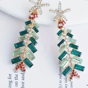 Cb#3 CHRISTMAS TREE rhinestone earrings